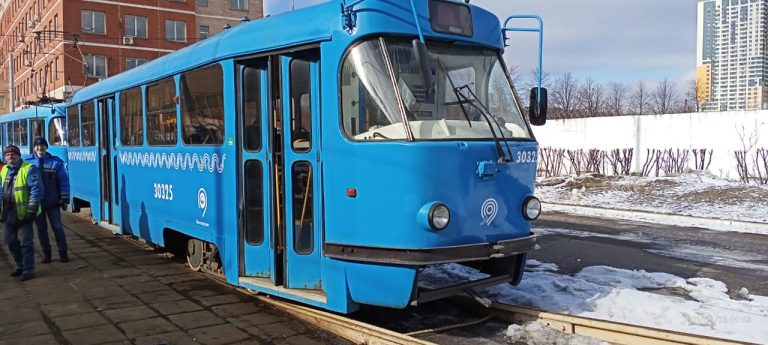 Переданные Москвой трамваи на пути в Саратов